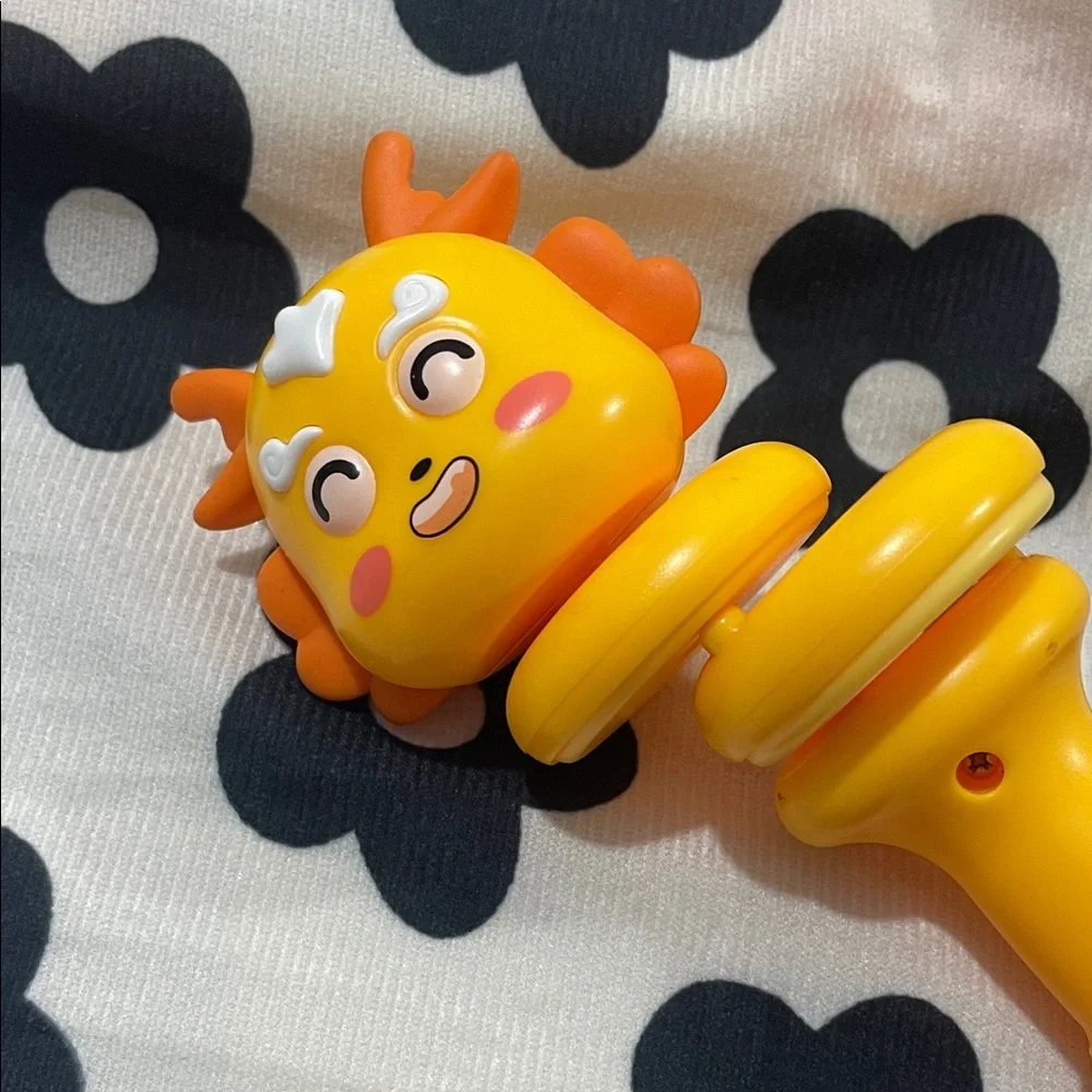 Yellow Lion Rattle Toy for Kids - Baby Handheld Teether and Shaker